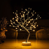 Spiritueller Baum der magischen Lichter