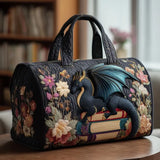 Gesteppte Reisetasche – Literarischer Drache